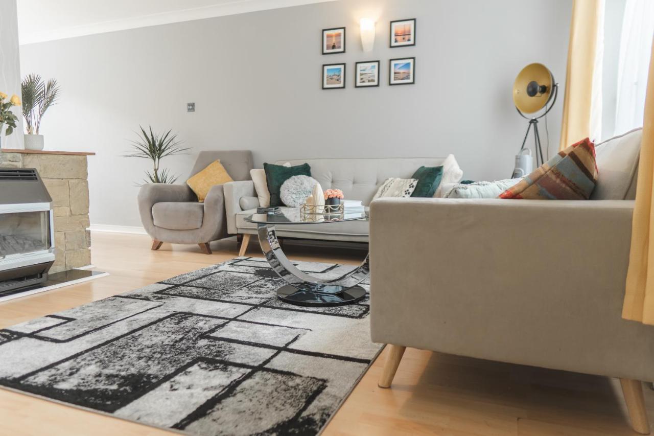 Idyllic 3-Bed House. 5-Min From Channel Tunnel Folkestone Exterior photo